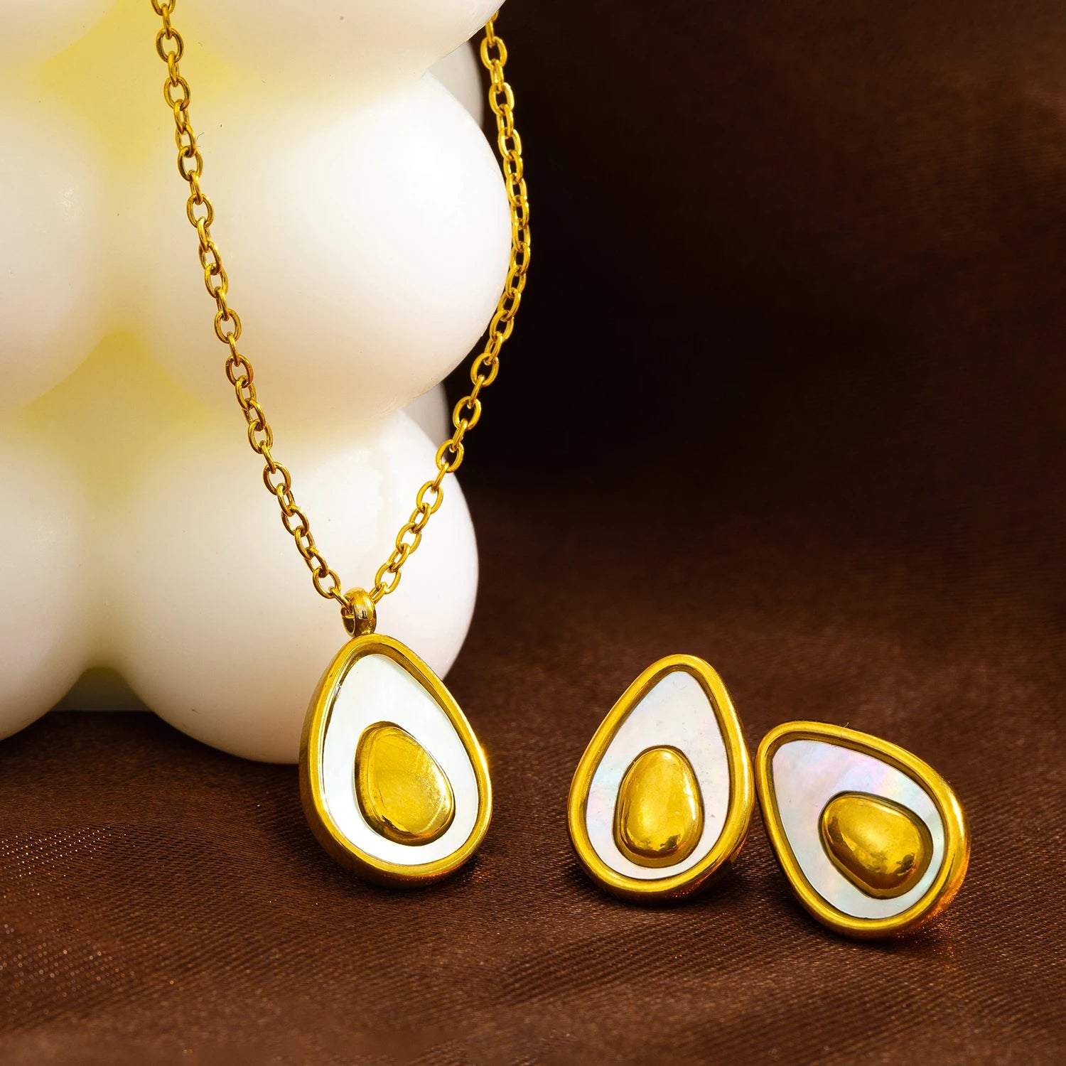 Two Tone Avocado Stud Earrings & Necklace